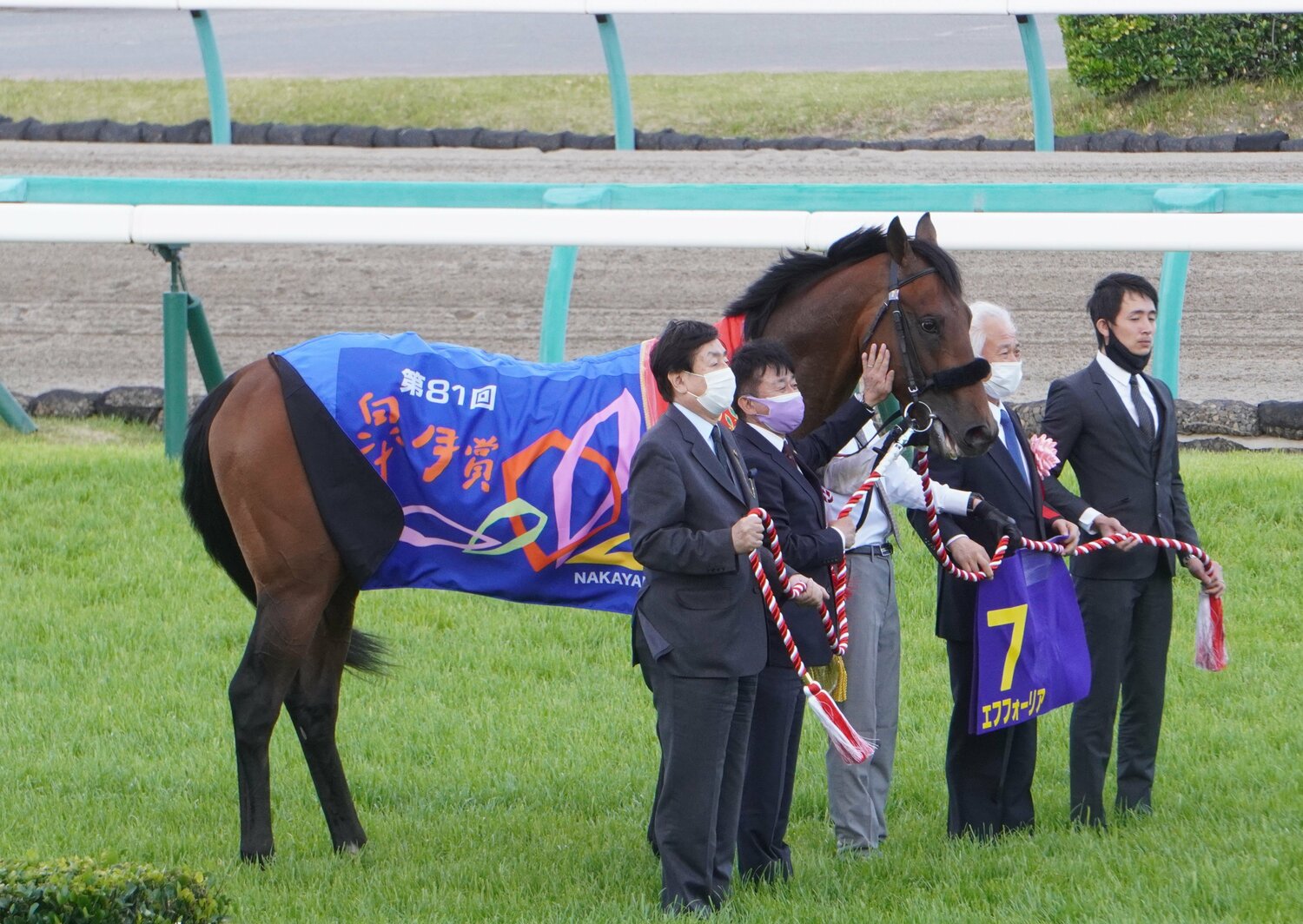 横山家にとっては親子3代での天皇賞・秋制覇となった　©Satoshi Hiramatsu