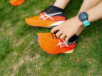 ASICSの「METASPEED Sky」って本当にいいの？　早稲田＆帝京の監督と選手が語る「選択肢」の重要さ。