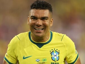 王国ブラジル代表“2つの弱点”「カゼミーロ34歳の敏捷性」「特に右だ」“ブラジル在住”三都主アレサンドロがズバリ「日本ユニを着て応援するよ」