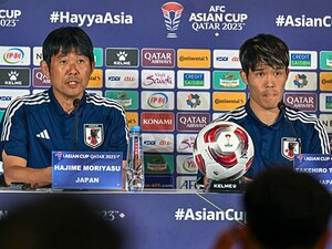 「森保さんへの質問だと思いますが」冨安健洋がアジア杯会見でリーダー論を自ら切り出した…日本代表“緊急ミーティング”後の舞台ウラ