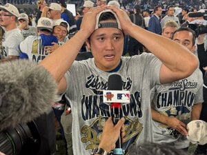 「悔しい形だった」大谷翔平が浴びた大ブーイングと3ラン…“中0日で涙のMVP”山本由伸は園田通訳に「どういうこと？」ドジャースWS連覇ウラ話