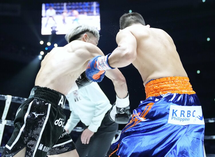 井上尚弥の“ありえない右”が「11年前、ドネアの伝説の左フックと重なり