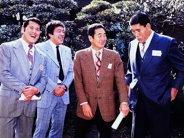 アントニオ猪木 ジャイアント馬場 大木金太郎 吉村道明 直筆サイン