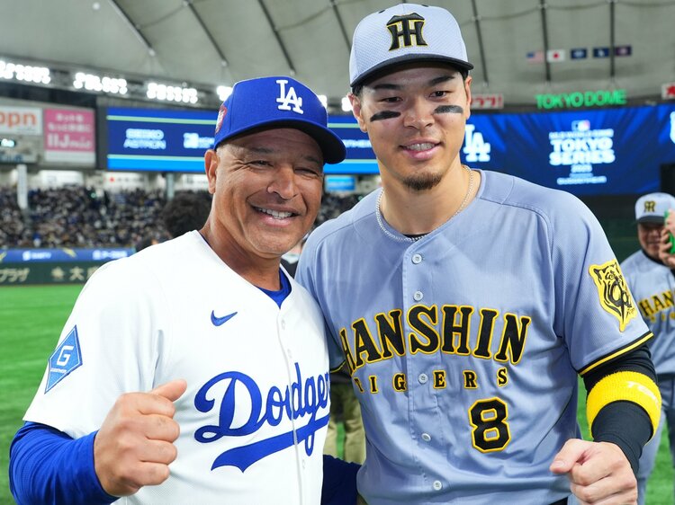 プロ野球 プライドをもった 輝監督 ポスター 200枚 5165N2mN4SL._UF350,350_QL50_.jpg