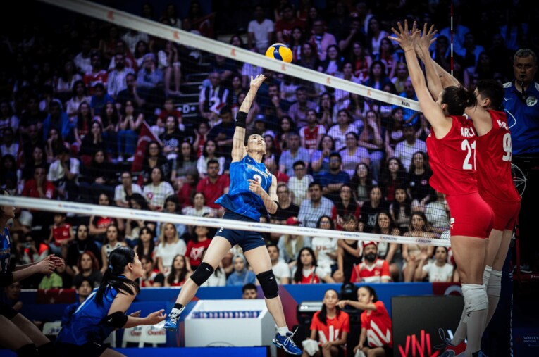 林琴奈（VNLトルコ戦）　©Volleyball World