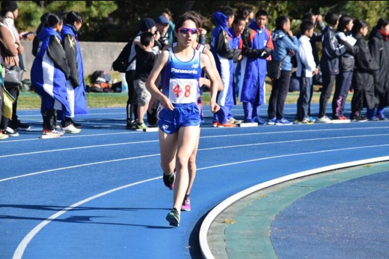 実業団時代の國立さん。当時のパナソニックはクイーンズ駅伝を連覇するなど名実ともに「日本女子最強チーム」だった／本人提供