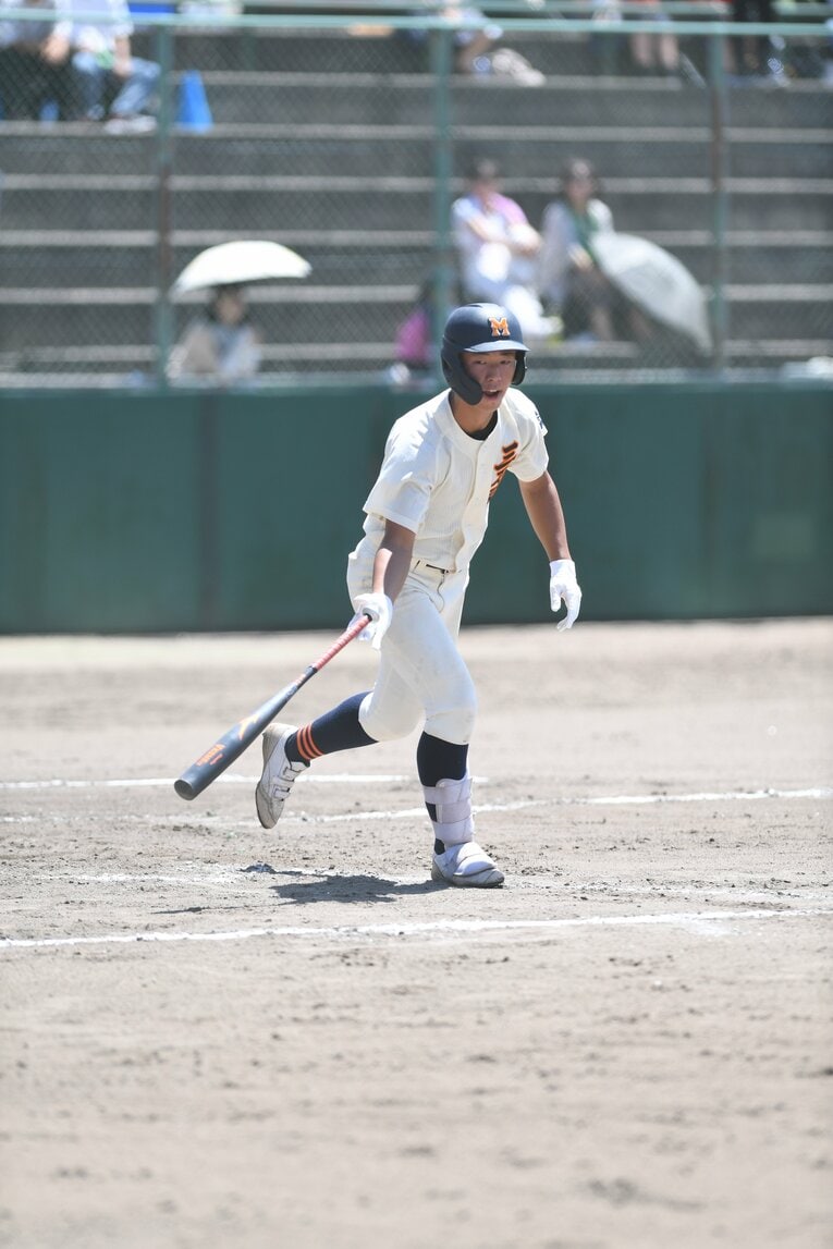 176cm、90kgの体で豪快なバッティングが持ち味　©Kota Inoue