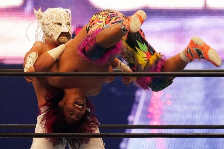 2022年の「1.4」、エル・デスペラードは宿敵・高橋ヒロムを撃破　©Essei Hara