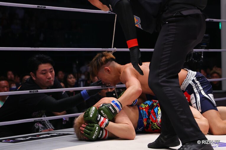 『RIZIN.42』YA-MAN vs 三浦孝太　©RIZIN FF