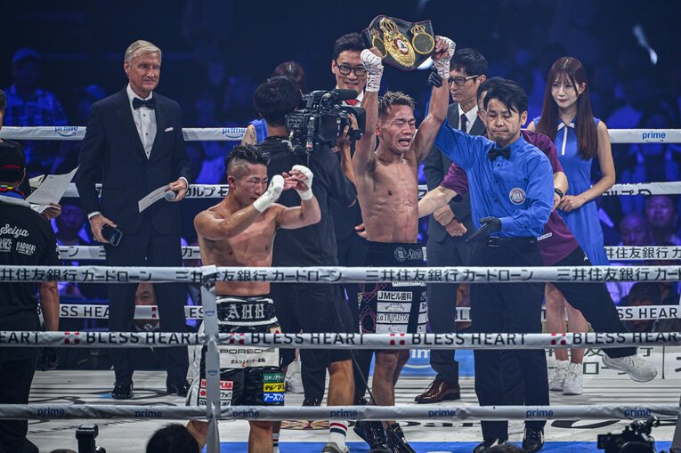 井上拓真vs.堤聖也（WBA世界バンタム級タイトルマッチ）©Takuya Sugiyama