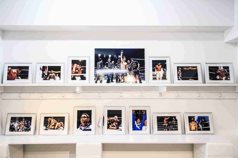 筆者のスタジオで行われたヒクソンの写真展　©Susumu Nagao