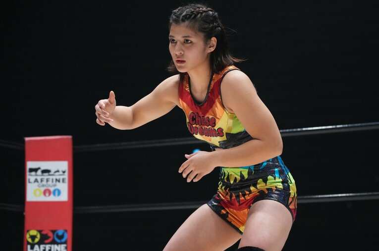 1月3日、プロレスデビュー戦でMIRAIと対戦した“スーパールーキー”山岡聖怜 ／ photograph by Essei Hara