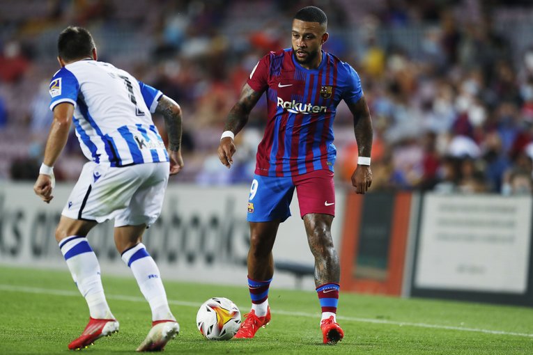 “メッシが去ったバルサとカンプノウ初戦”はどんな雰囲気だったか… 背番号10のファンと「前半10分のメッシコール＋ブーイング」〈現地撮影〉(36)