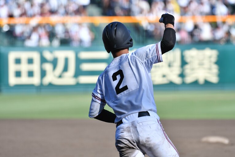 広陵時代の中村奨成（2017年ドラ1）　©Hideki Sugiyama