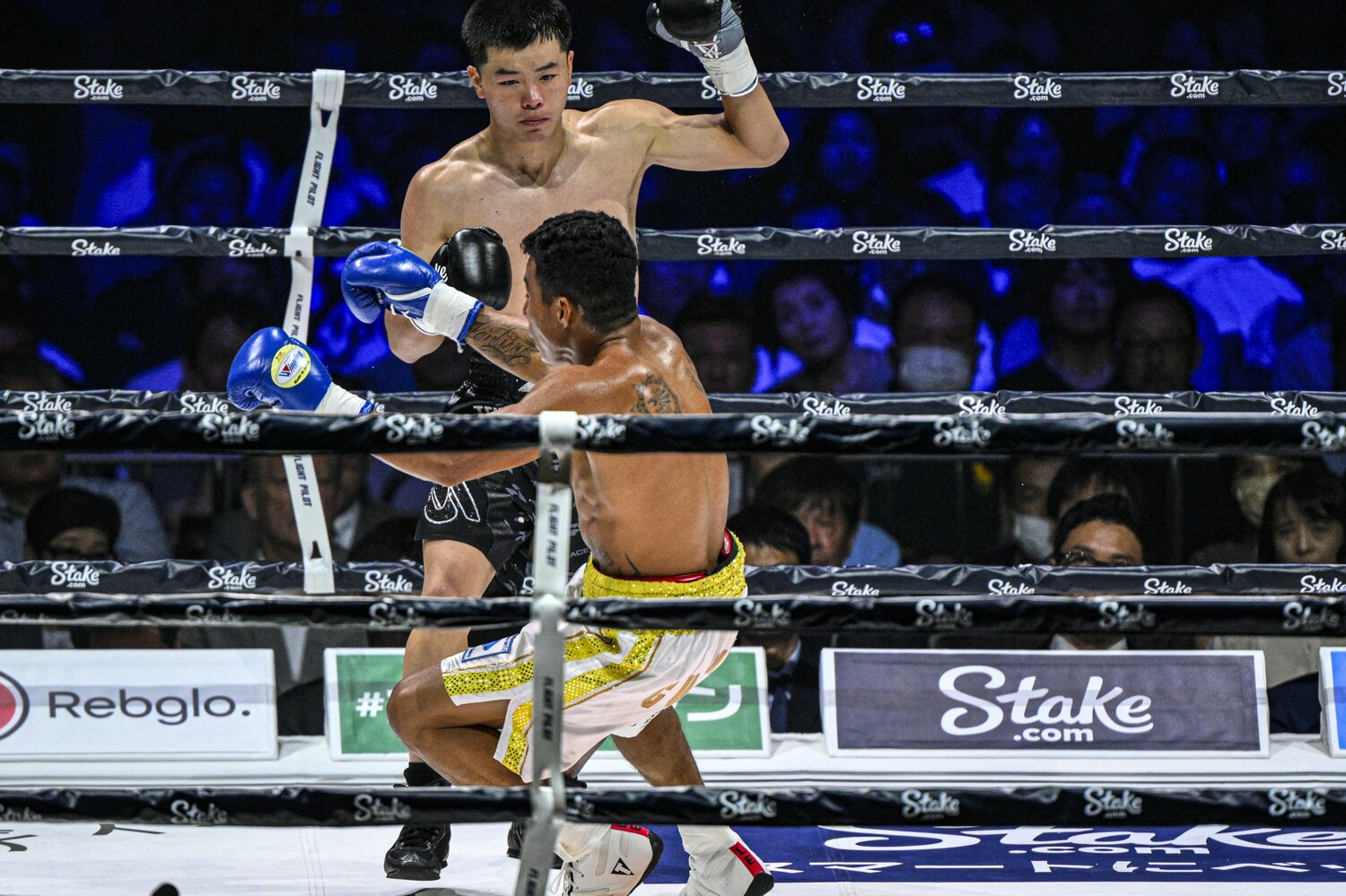 那須川天心のプロ2戦目、ダウンを奪いながらもKOには至らなかった　©Takuya Sugiyama