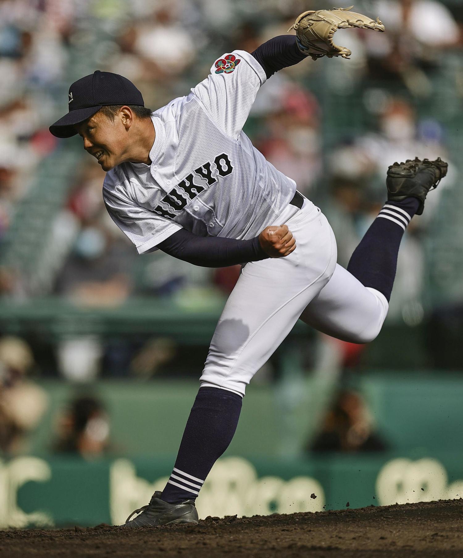 中京大中京のエース畔柳亨丞。1週間に500球の球数制限があるため、準決勝で畔柳が投げられるのは121球だ　©KYODO