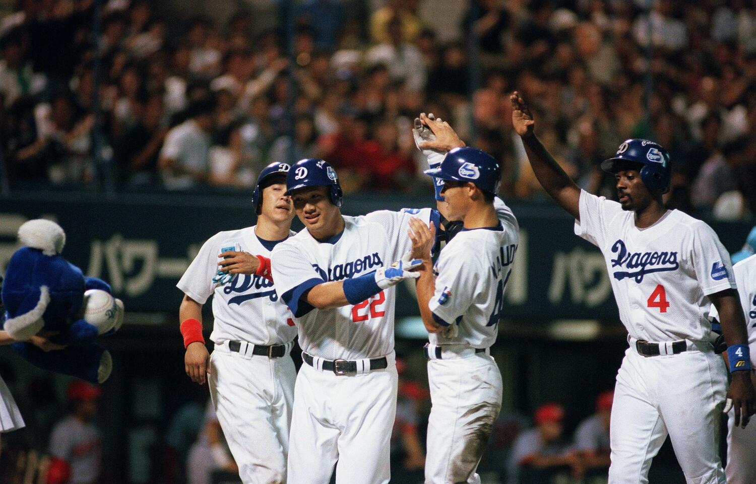 96年、山崎は本塁打王を獲得した　©JIJI PRESS