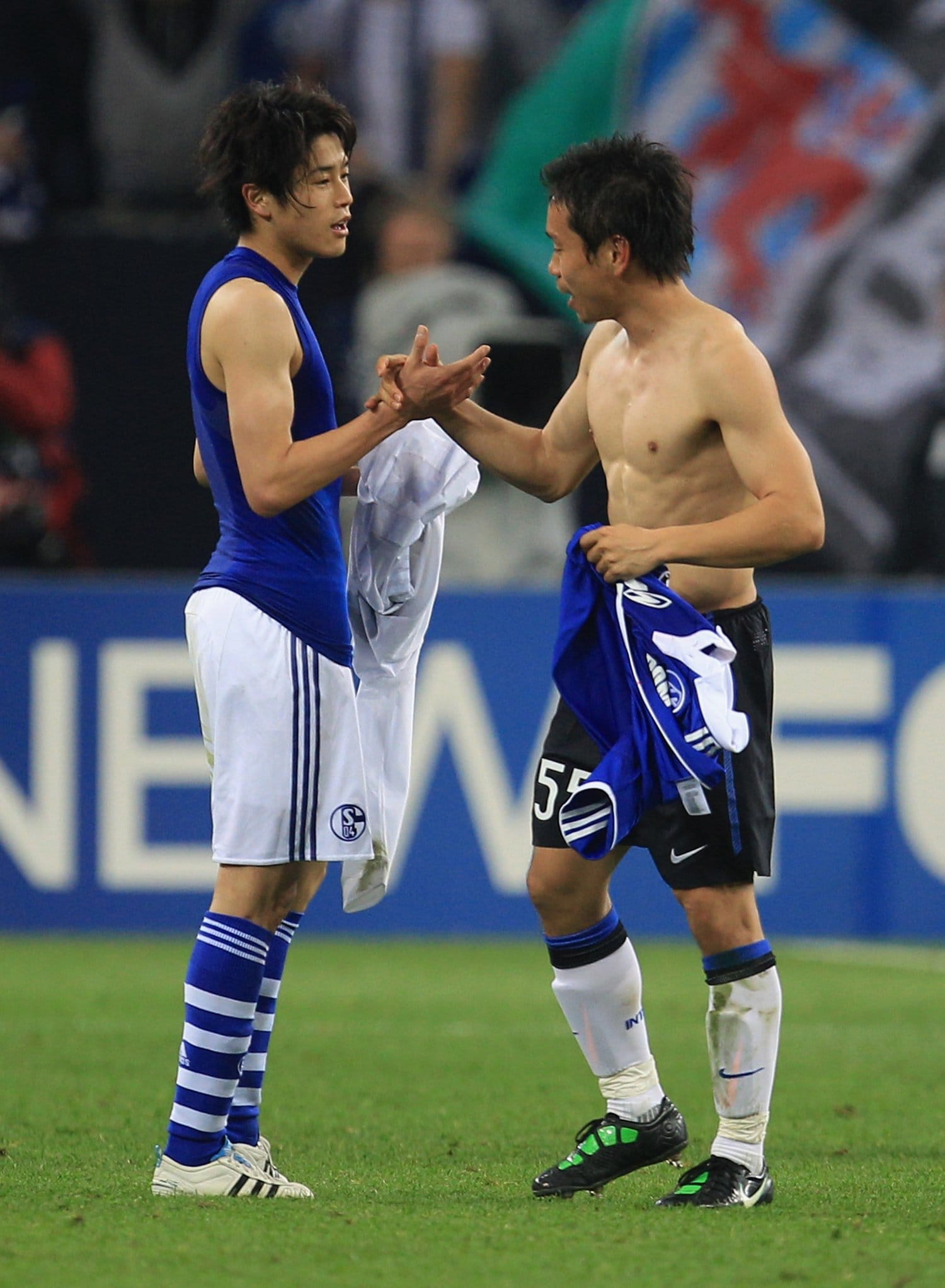 かつての内田シャルケvs長友インテルのCL対決もアツかったけど…　©Getty Images