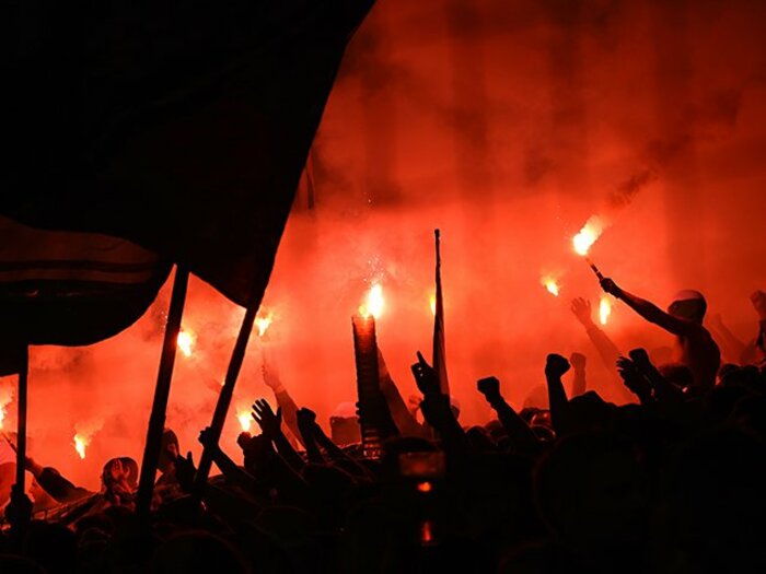 ドイツのカップ戦は1回戦から熱狂。5部クラブの夢と大迫勇也の洗礼。＜Number Web＞ photograph by Getty Images