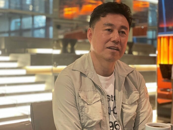 「日本は嫌いだが？」盧廷潤がキレた後輩の発言とは…ソウルで熱く語った日本サッカーの敬意と兄貴と慕う森保一への注文「きっと成功する。世界に行ってほしい」＜Number Web＞ photograph by Ryosuke Tanikawa