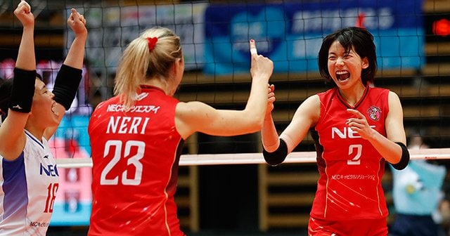 バレーボール古賀選手など超有名選手の色紙です。激レアなので高いですが値段交渉アリ 脱・塩対応？ 古賀紗理那が笑顔の理由「今、バレーボールが