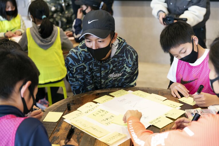 「箱根駅伝とは“別の軸”で世界と戦える選手を」“指導者”大迫傑が次の世代に託したいこと(3)