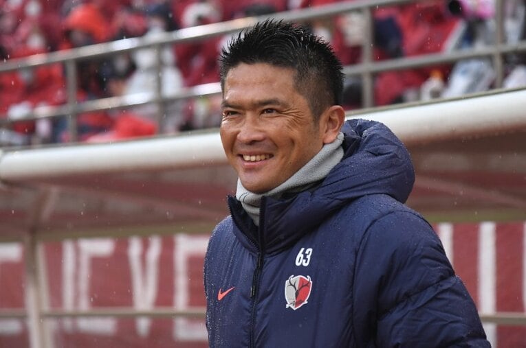 昨年12月上旬の取材後、岩政大樹は鹿島アントラーズのトップチームコーチに就任。2月13日の「いばらきサッカーフェスティバル」では監督代行としてチームを率いた ／ photograph by Getty Images