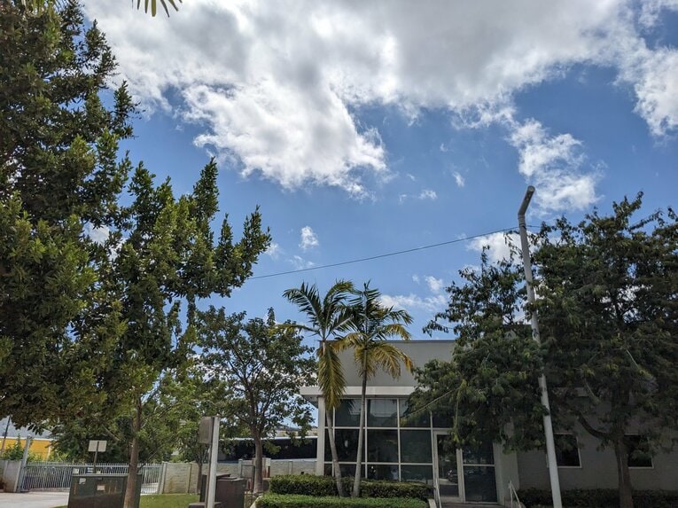 決勝戦当日の朝はマイアミらしい快晴　©Aki