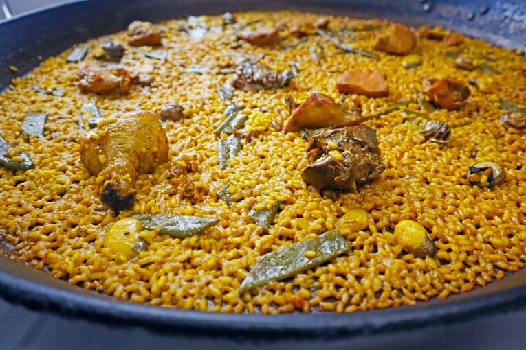 「ふがいないシーズンなので」久保建英が初のヘディング弾後“ファンに謝罪”した背景…不振ソシエダの中で「感覚的には良くなっている」(10)