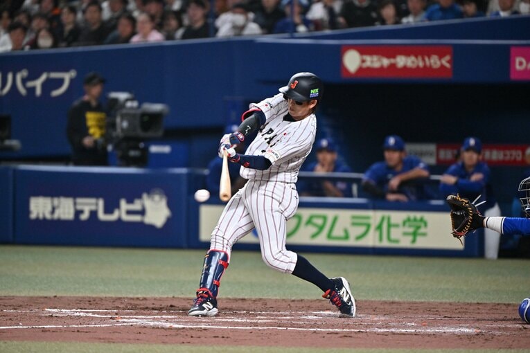 中日戦で活躍を見せ、ショートのスタメン争いでアピールを見せた小園　©Hideki Sugiyama