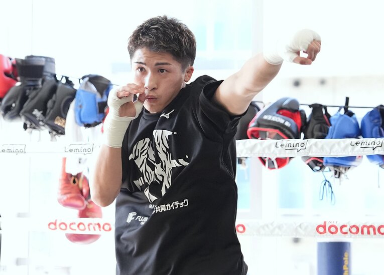 井上尚弥のシャドーボクシング　©Naoki Fukuda