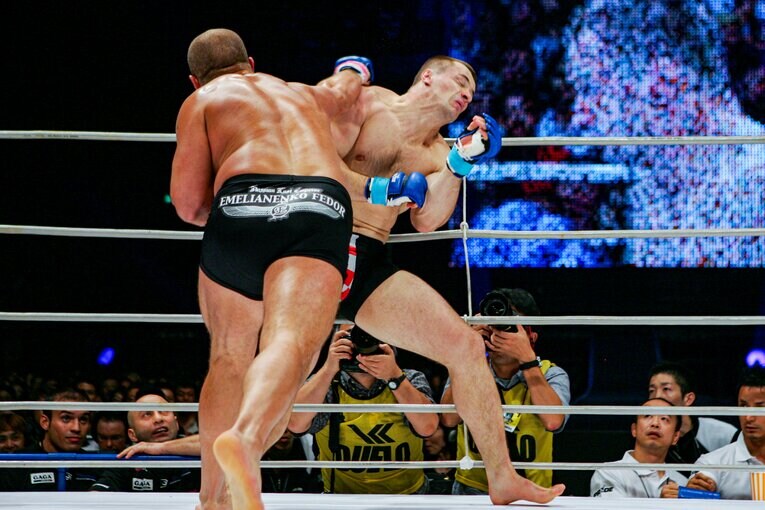 【アンケート6位】エメリヤーエンコ・ヒョードルvs.ミルコ・クロコップ（2005年）©Susumu Nagao