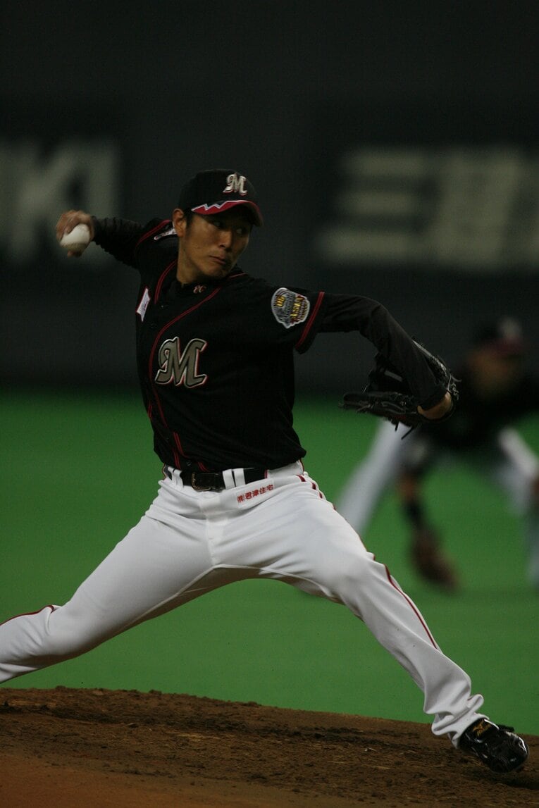 ロッテ時代の久保　©BUNGEISHUNJU