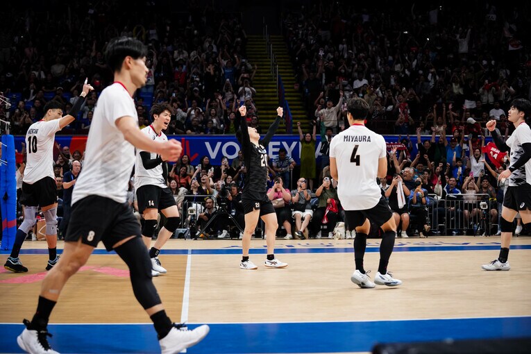 VNLフランス戦　©︎Volleyball World