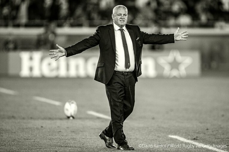 跳躍マピンピ、ハカを見るファレル。モノクロームで味わう楕円球の世界。(9)