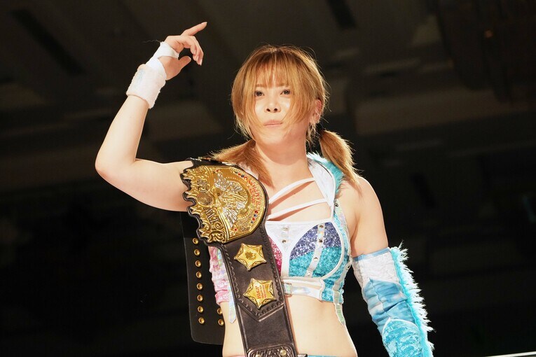 IWGP女子王者の岩谷麻優