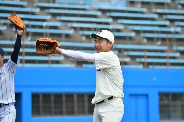 昨秋には日ハムから5位指名を受けた早大学院出身の山縣　©Hideki Sugiyama