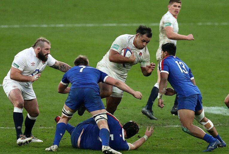 攻守ともに光るNo.8ビリー・ブニポラ　©Getty Images