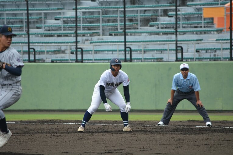 出塁した末吉　©Takarin Matsunaga