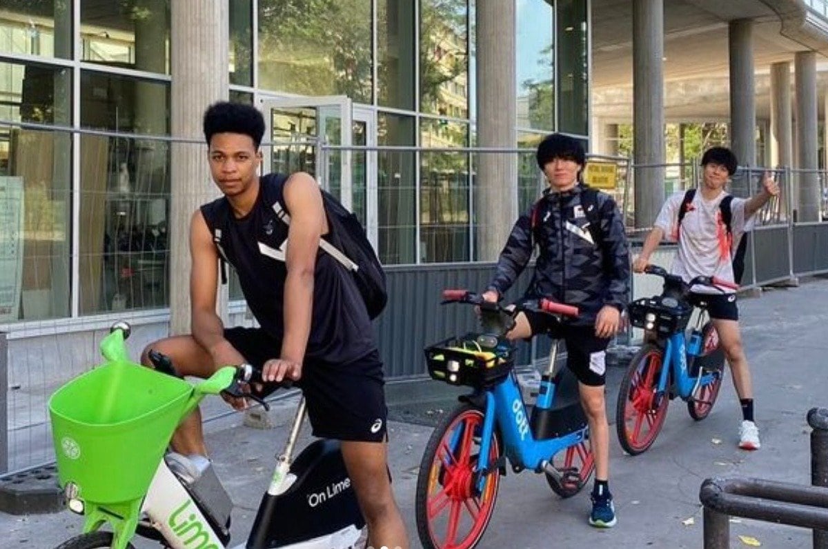 パリ五輪に同行したラリー・エバデダン、小川智大、富田将馬（写真はエバデダンのインスタグラムより）