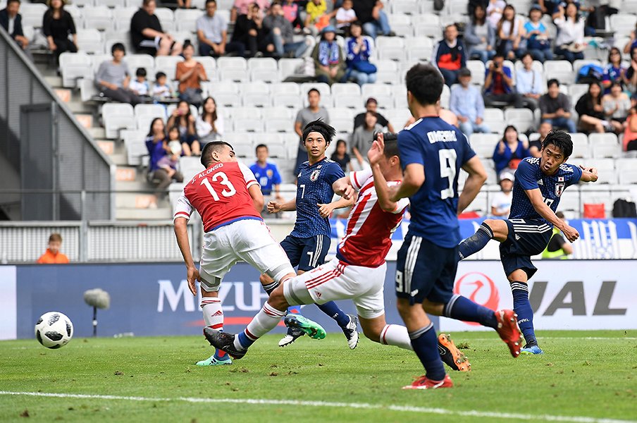 W杯直前に間に合った価値ある勝利 本番でも香川 岡崎 乾を揃えては サッカー日本代表 Number Web ナンバー