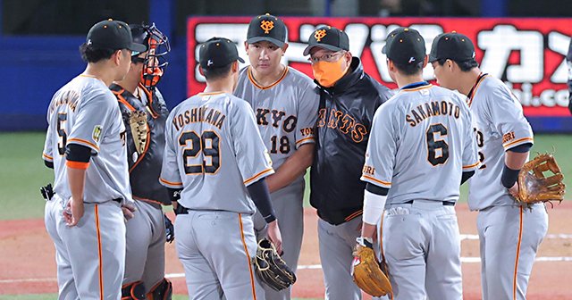 菅野智之　サイン入りユニフォーム 菅野 サイン入りユニフォーム ジャイアンツ公式】 菅野智之