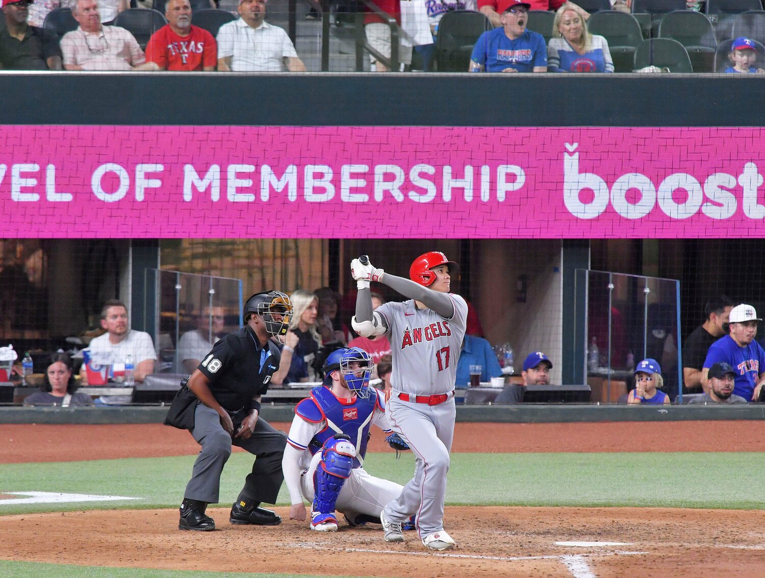 6月12日の大谷19号ホームラン　©JIJI PRESS