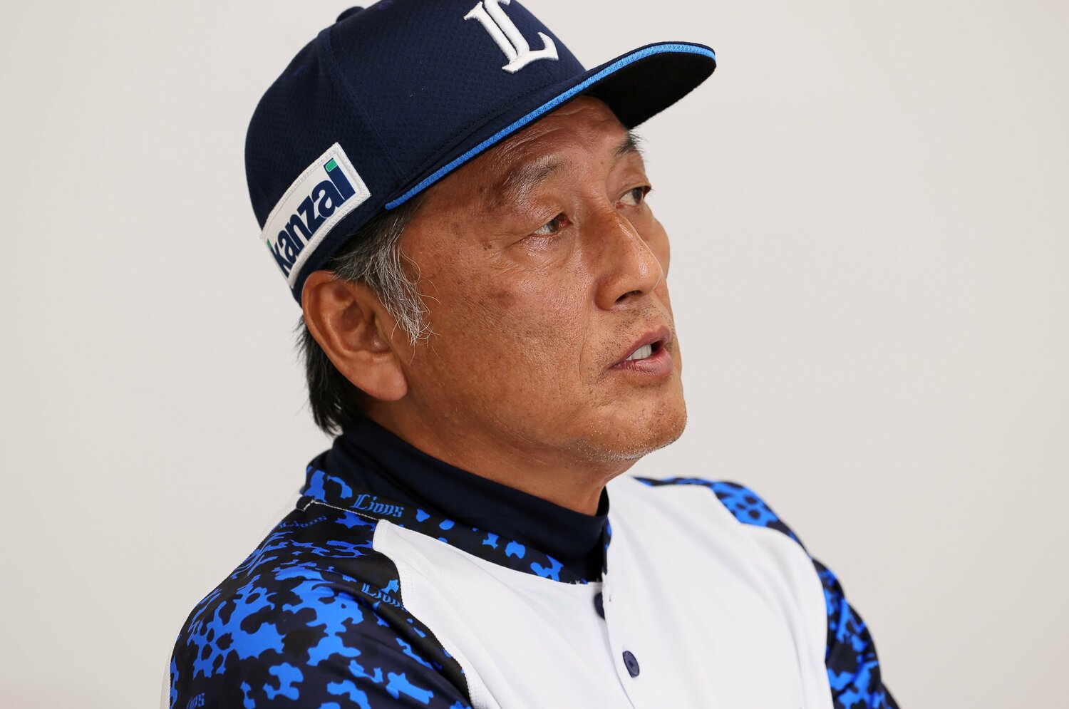 「これだけ負けるのは人生初めて」西武・渡辺久信監督代行が苦悩を激白…100敗ペースの歴史的大敗シーズンも「どうにもならない状態は脱した」＜Number Web＞ photograph by Shigeki Yamamoto