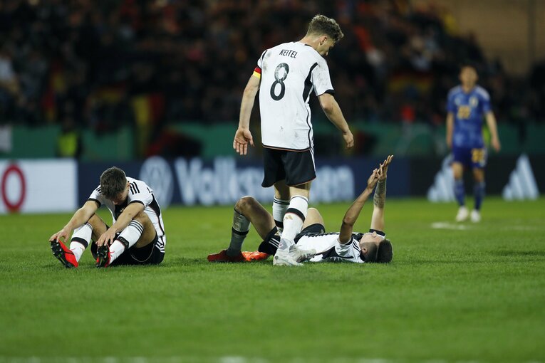 「CLやELに出ているドイツ有望株のフィジカルに負けず…」パリ世代日本代表を撮って感じた“肉体とハートの充実ぶり”(56)