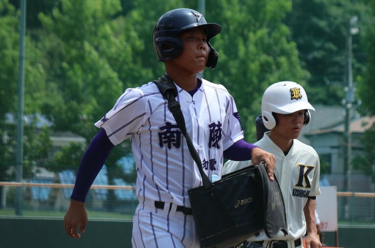 和歌山南陵高で唯一の2年生となる佐藤尋斗。県外の甲子園常連校からの転校生で、今大会は規定により出場はできなかった ／ photograph by Fumi Sawai