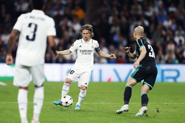 「キヨウゴ、マエダ、レオみんな…」W杯選出の前田大然、落選も古橋亨梧＆旗手怜央がレアル戦で奮闘… 少年サポとカメラマンが語った“愛”(18)