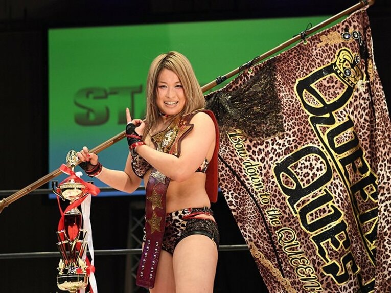 進化続ける女子プロレスラー紫雷イオ。百キロ超級投げ。UFC戦士狩り。10周年。(3)