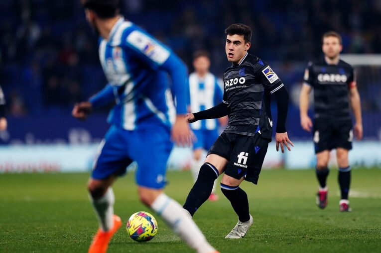 「クボの鮮烈ボレーに加えて…」“ハイライトだけではもったいない”ソシエダ久保建英の飛躍を現地撮影「特筆すべきはゴール直前の守備」(20)