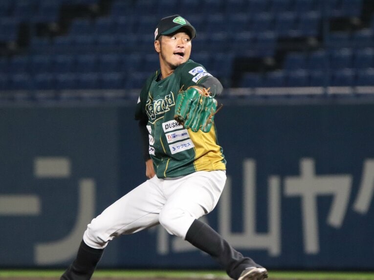 香川での近藤のピッチング　©Kou Hiroo